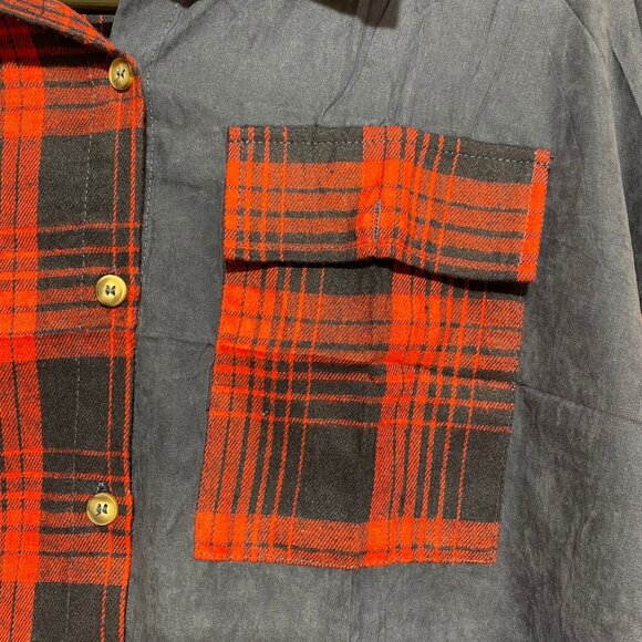 Denim &‎ Plaid Button Up Top - Picture 4 of 5